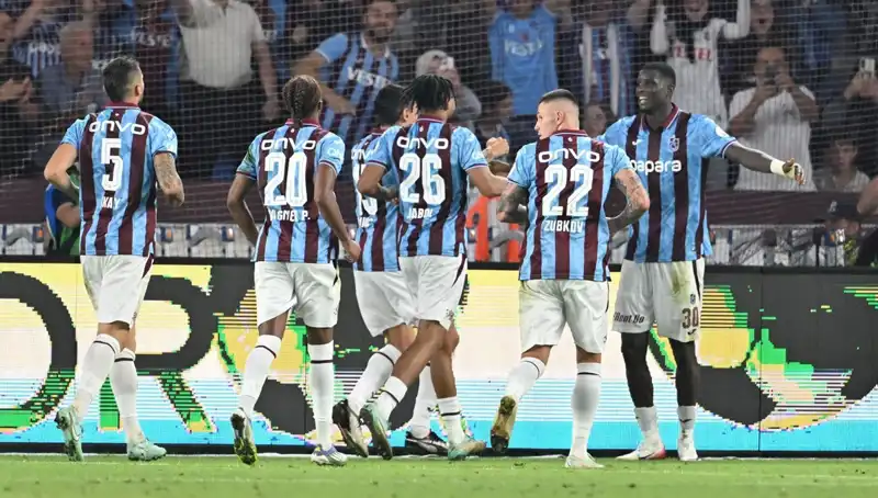 Trabzonspor ve Kocaelispor Karşı Karşıya: Canlı Maç Anlatımıyla Heyecan Dolu Anlar!