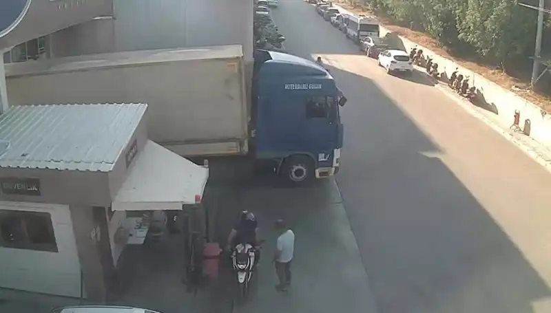 Milyonlarca Liralık Ürünlere Operasyon: Nakliye Şebekesi Çökertildi!