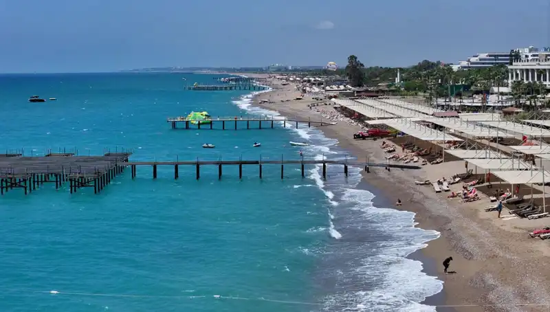 Antalya Sahilleri: Güneşli Hava ile Turizm Sezonuna Hazır!