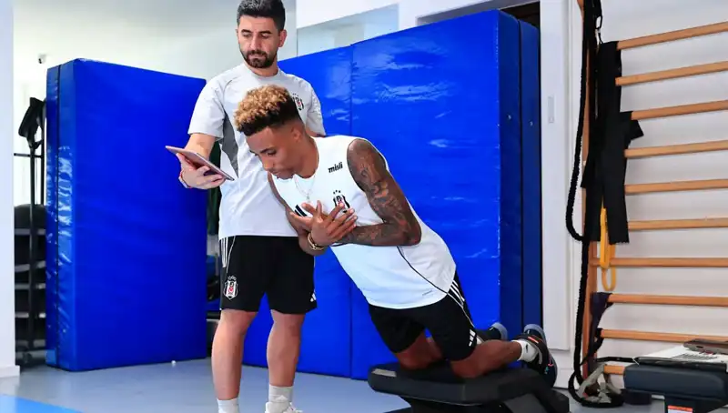Beşiktaş'ta Yeni Sezon Öncesi Sağlık Kontrolleri Başladı ve Futbolcular Hazırlıklara Hız Verdi