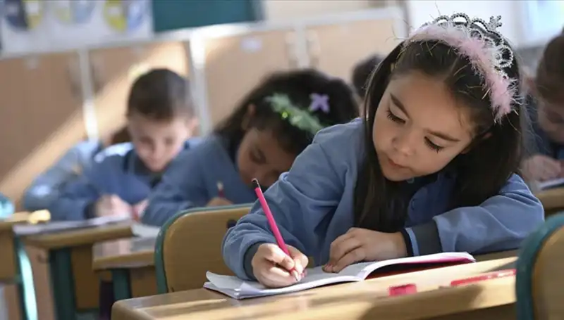 Okullar Ara Tatil Sonrası Ne Zaman Açılıyor? 2024-2025 Takviminde Tüm Detaylar