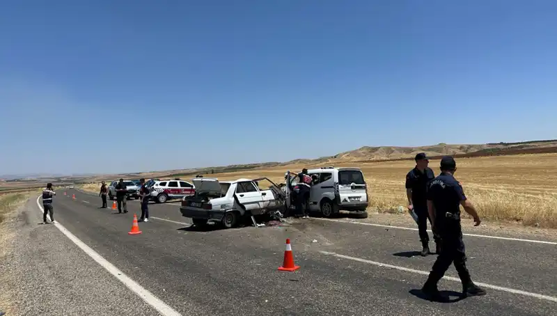 Adıyaman'da Feci Trafik Kazası: 4 Hayatını Kaybetti, Olayı Gözler Önüne Seren Detaylar