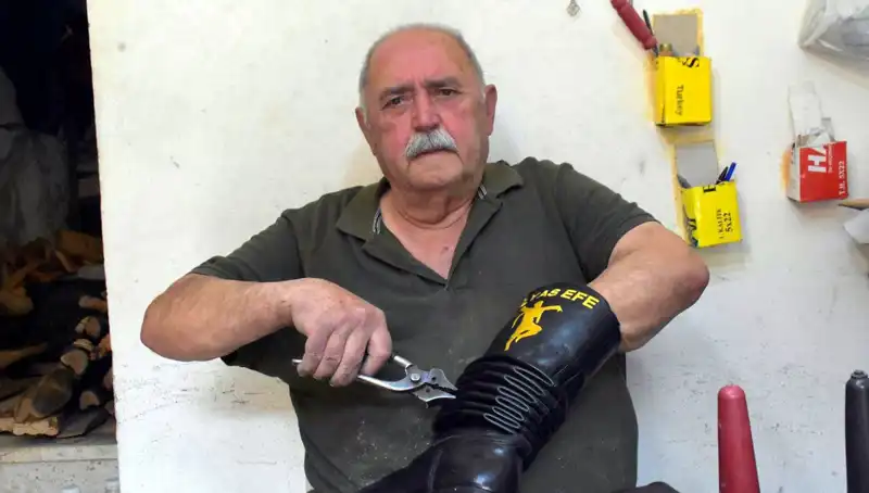 64 Yıldır Tire'nin Usta Elleriyle Hayat Bulan Geleneksel Meslek