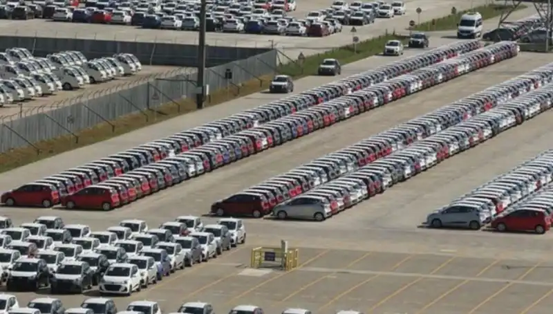 Türkiye’nin Otomotiv Üretiminde Yüzde 9’luk Şok Düşüş: Nedenleri ve Geleceği