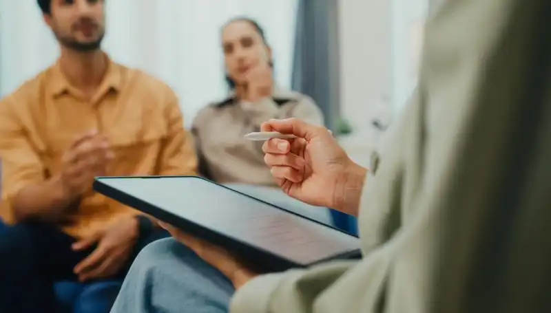 Çift Terapisi: Her Zaman Çözüm Olur mu?