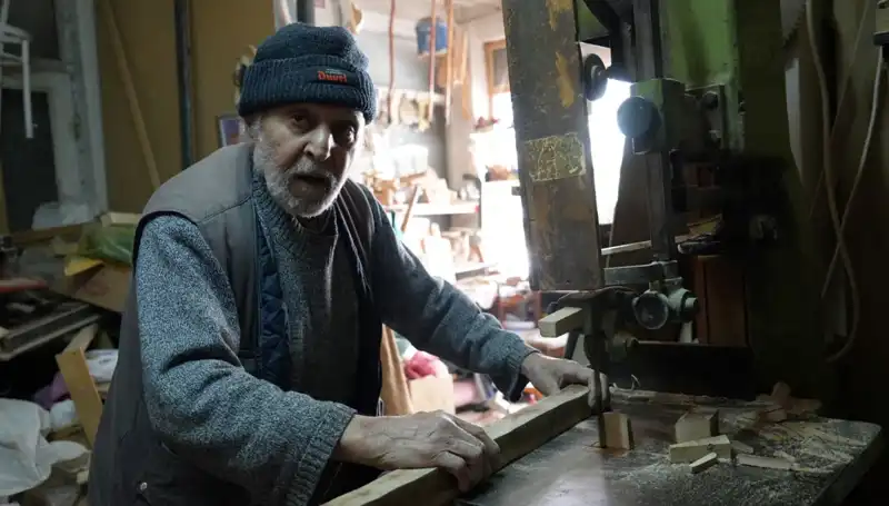 87 Yaşında El Emeğiyle Geleceğe Umut Taşıyan Usta Zanaatkar