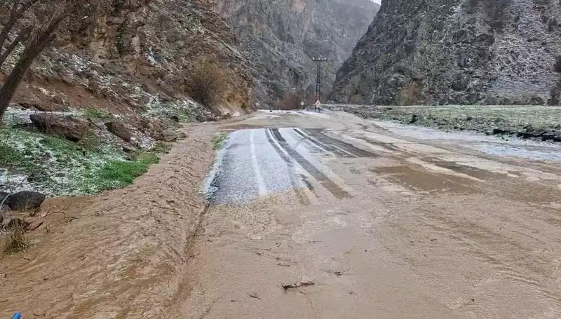 Tunceli’de Dolu ve Sağanak, Şehri Vurdu: Hasar ve Etkileri Neler?