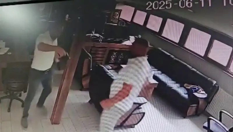 Alacak Verecek Meselesi Sebastian'ı Kanlı Bir Olayla Noktaladı