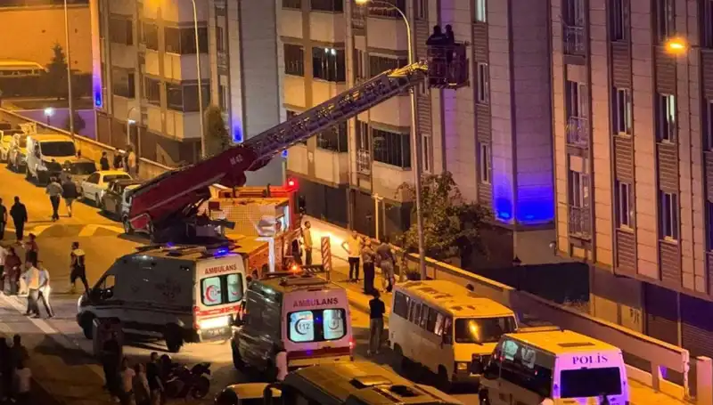 Bilecik'te Yangın! 9 Kişi Hastaneye Kaldırıldı ve Panik Yaşandı