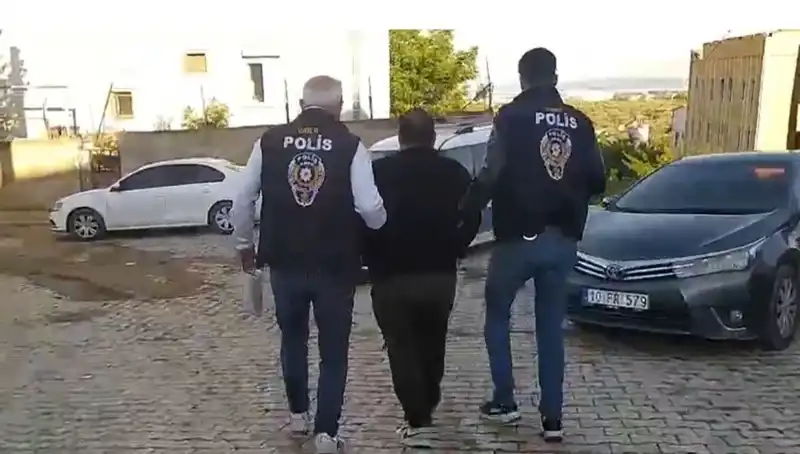 Balıkesir'de Dolandırıcılık Ağına Büyük Darbe: 4 Tutuklama Gerçekleşti