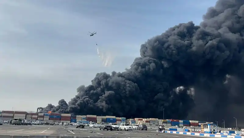 İran'daki Liman Patlamasında Can Kaybı Artmaya Devam Ediyor, Son Rakam 46