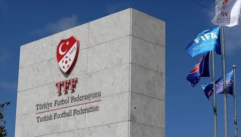 Türk Futbolunda Şok Değişim: Profesyonel Liglerde Takım Sayısı Düşüyor