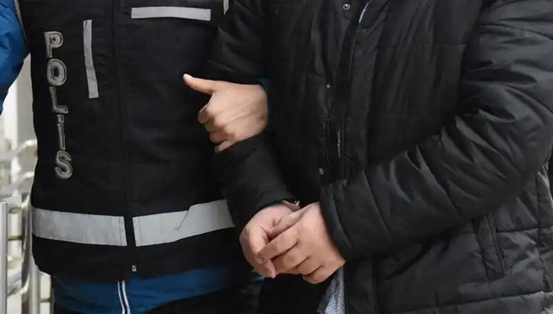 Edirne'de FETÖ'ye Yönelik Operasyon: İki Şüpheli Yakalandı