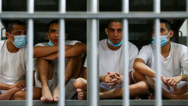 El Salvador, Venezuela’ya Siyasi Tutuklu Değişimi Önerdi