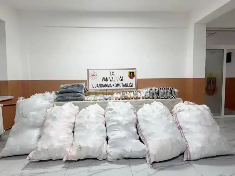 Van'da Şok Kaçakçılık Operasyonu: 4 Milyon TL Değerinde Malzeme Ele Geçirildi