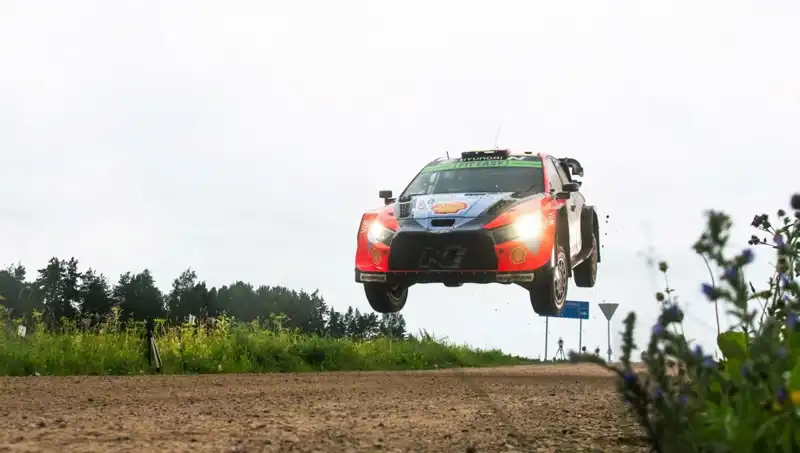 Otomobil Rallisi Faciası: İki Seyircinin Hayatını Kaybetmesi Üzüntü Yarattı