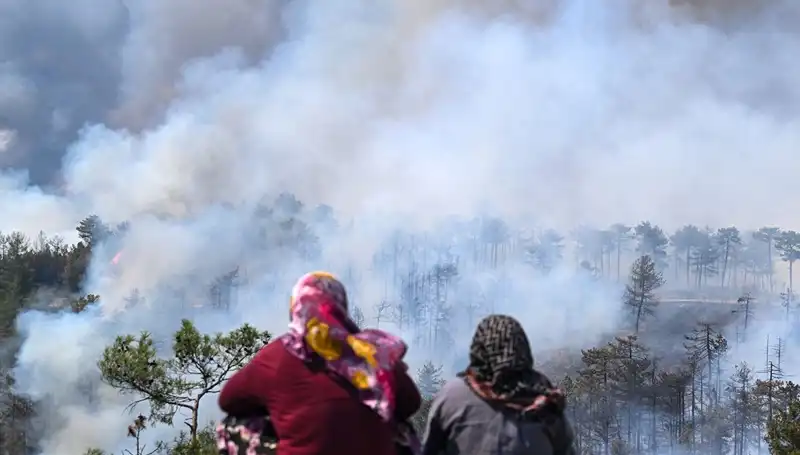 Bursa’da Yangınlar Kontrol Altında, Hava Kirliliği Riskine Dikkat!